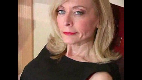 Pantyhose Nina Hartley – More: exgfplanet.com