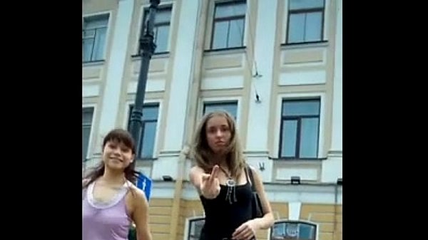 VOYEUR UPSKIRT THAT WENT WRONG