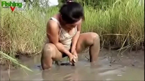 Asian Girl Hot Fishing – Nude