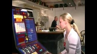 belgian Jill fucks dutch bartender (Vlaamse Jil…