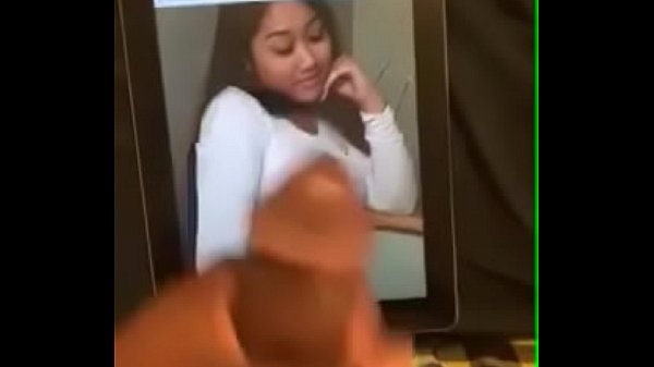 Kik teen stroked to