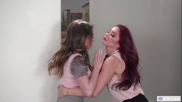 Porno Wild Lesbian
